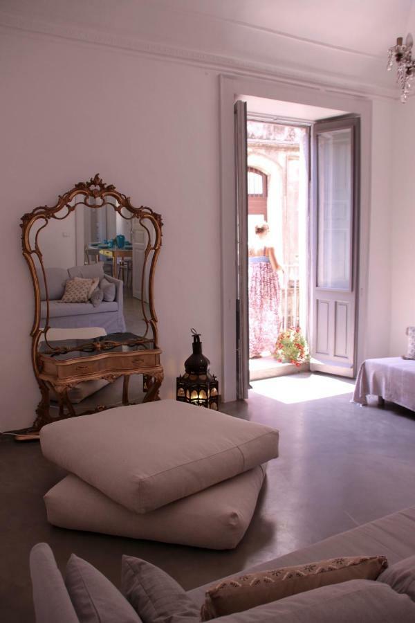 Casa Romeo Villa Ачиреале Екстериор снимка