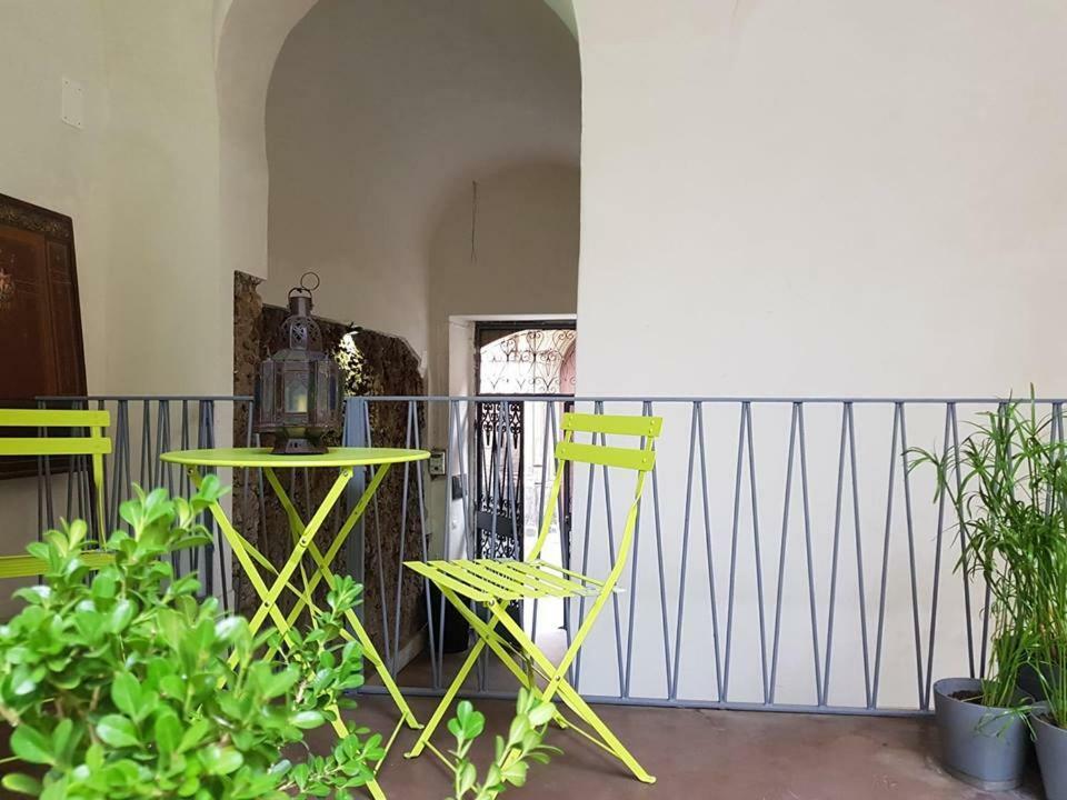 Casa Romeo Villa Ачиреале Екстериор снимка