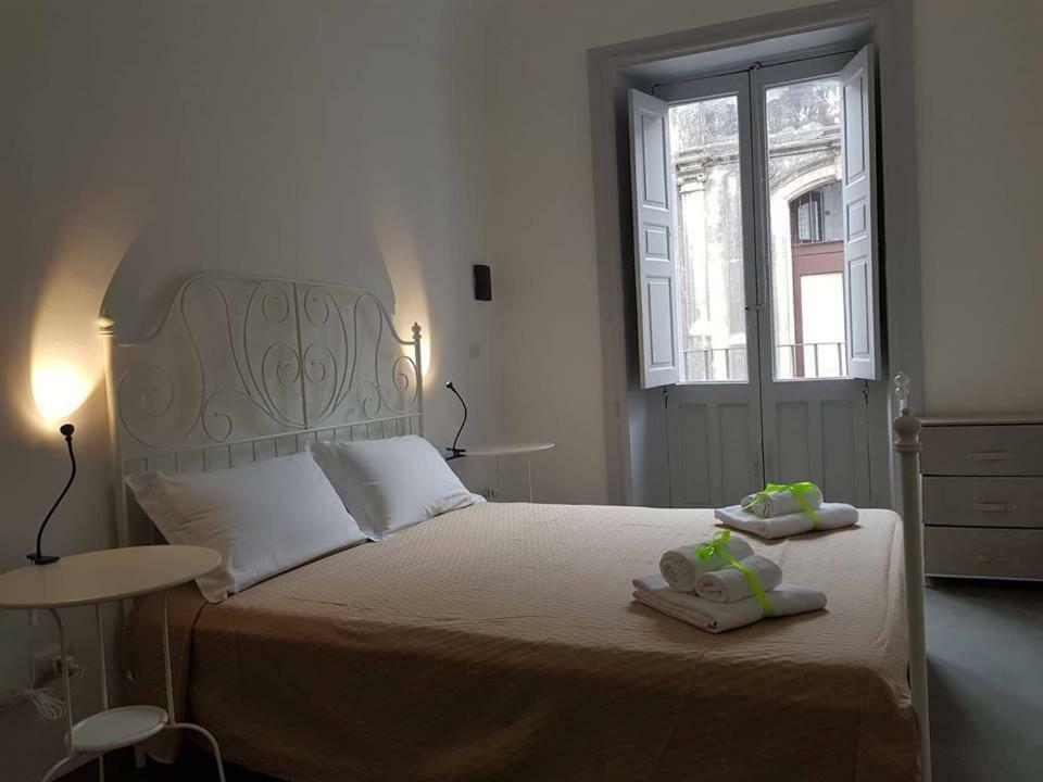 Casa Romeo Villa Ачиреале Екстериор снимка